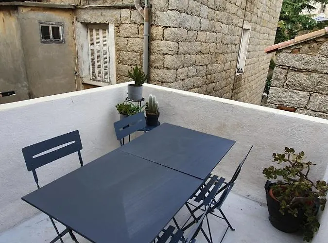 Au Coeur De Sartène